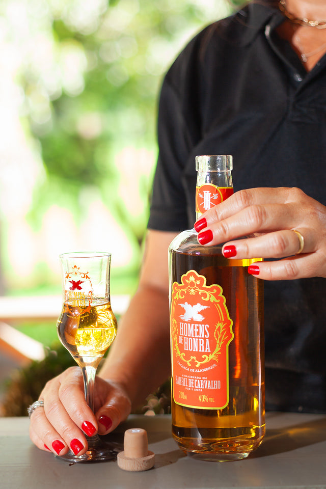 Cachaça Homens de Honra Carvalho 2 anos 700Ml