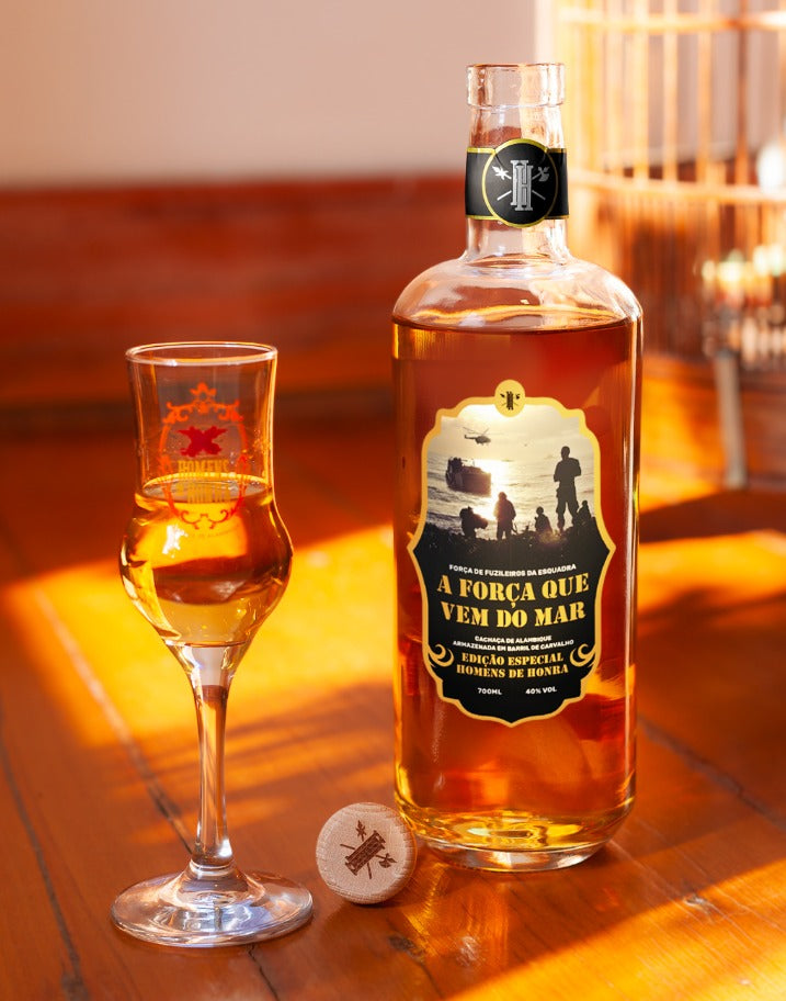 Cachaça A Força Que Vem Do Mar 700mL