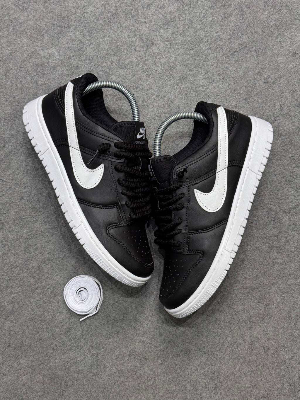 Dunk - Black White