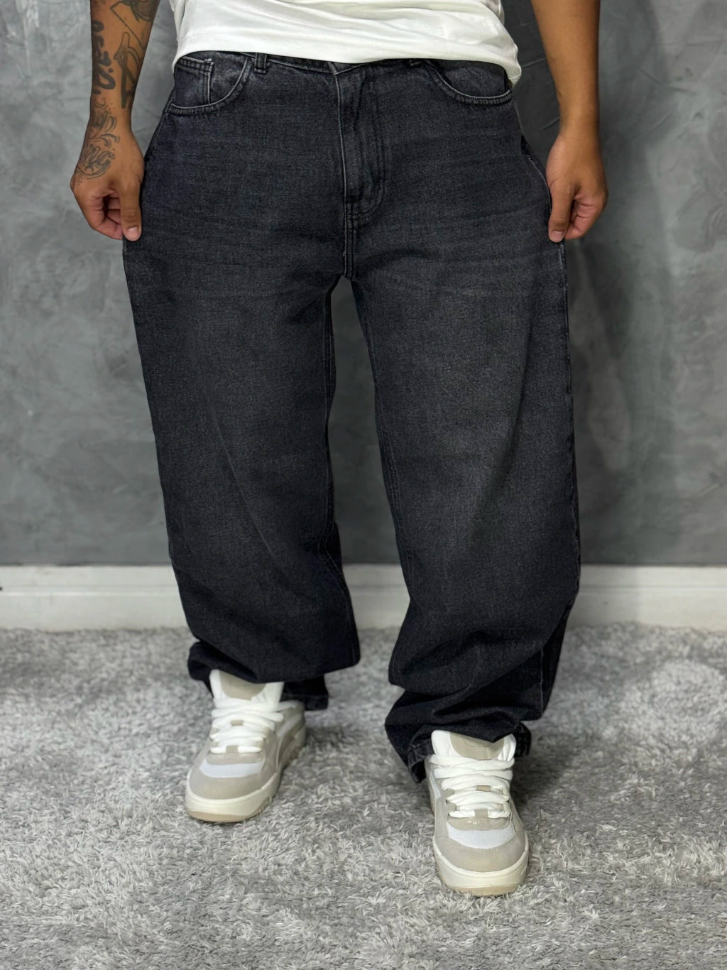 Calça Jeans Preta Estonada Presence