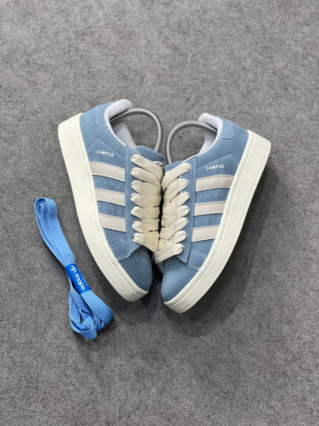 Campus - Blue