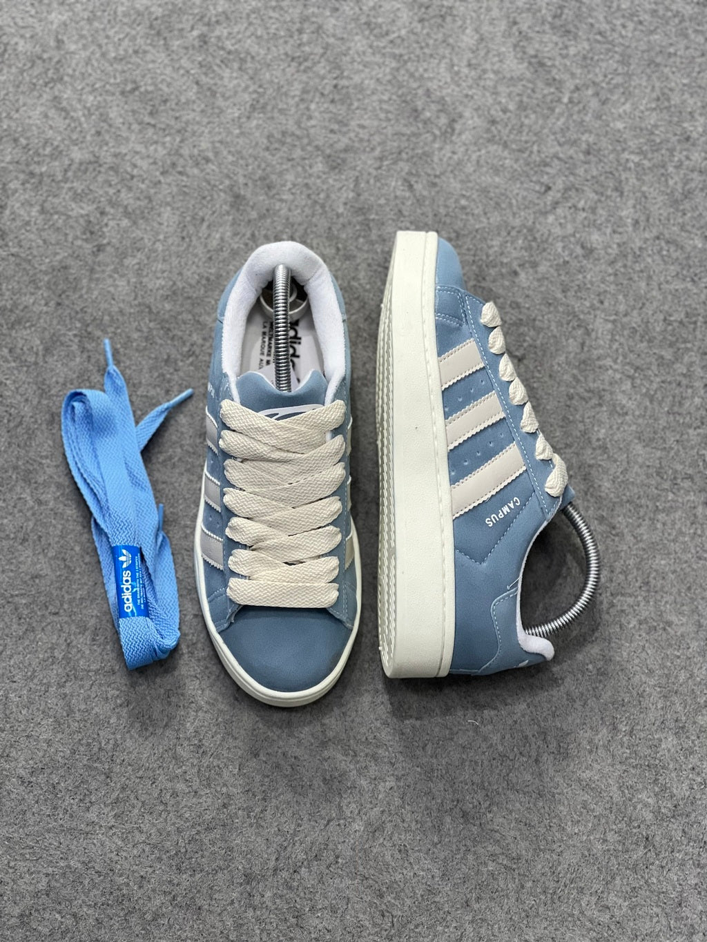 Campus - Blue