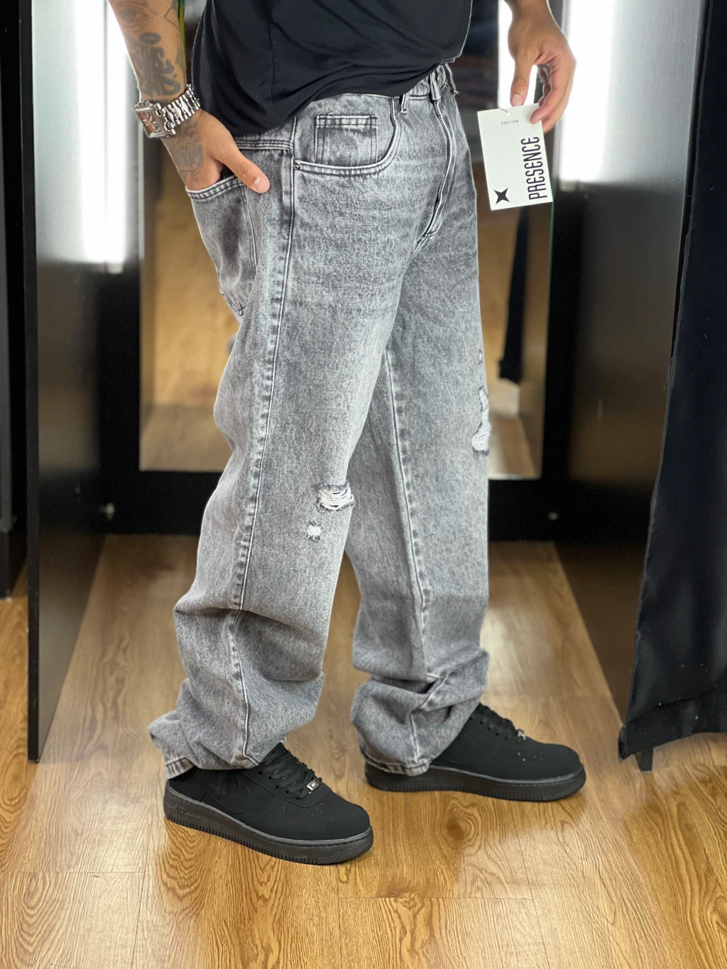 Calça Baggy Destroyed Presence